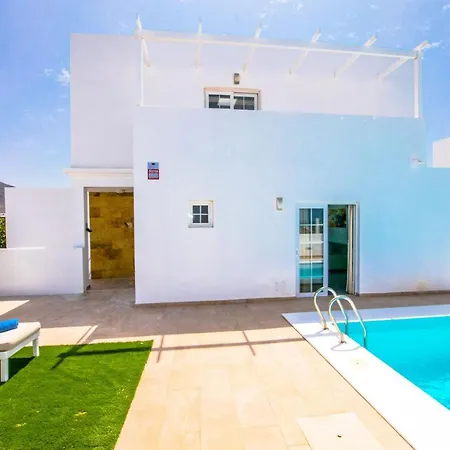 228 - Casa Luca By Now Ltd * بلايا بلانكا