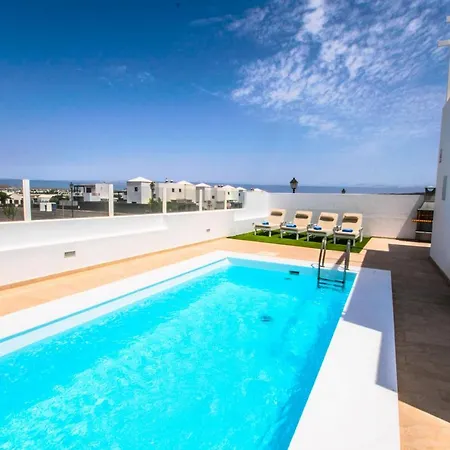 228 - Casa Luca By Now Ltd فيلة