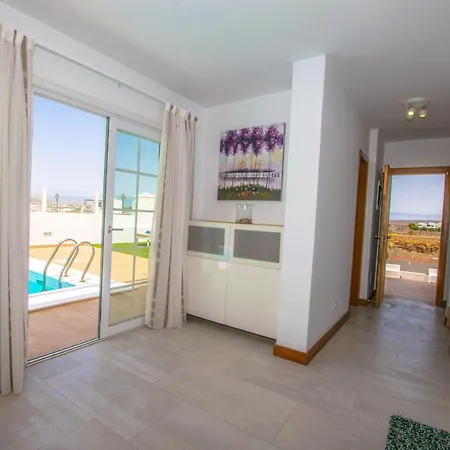 228 - Casa Luca By Now Ltd * Playa Blanca